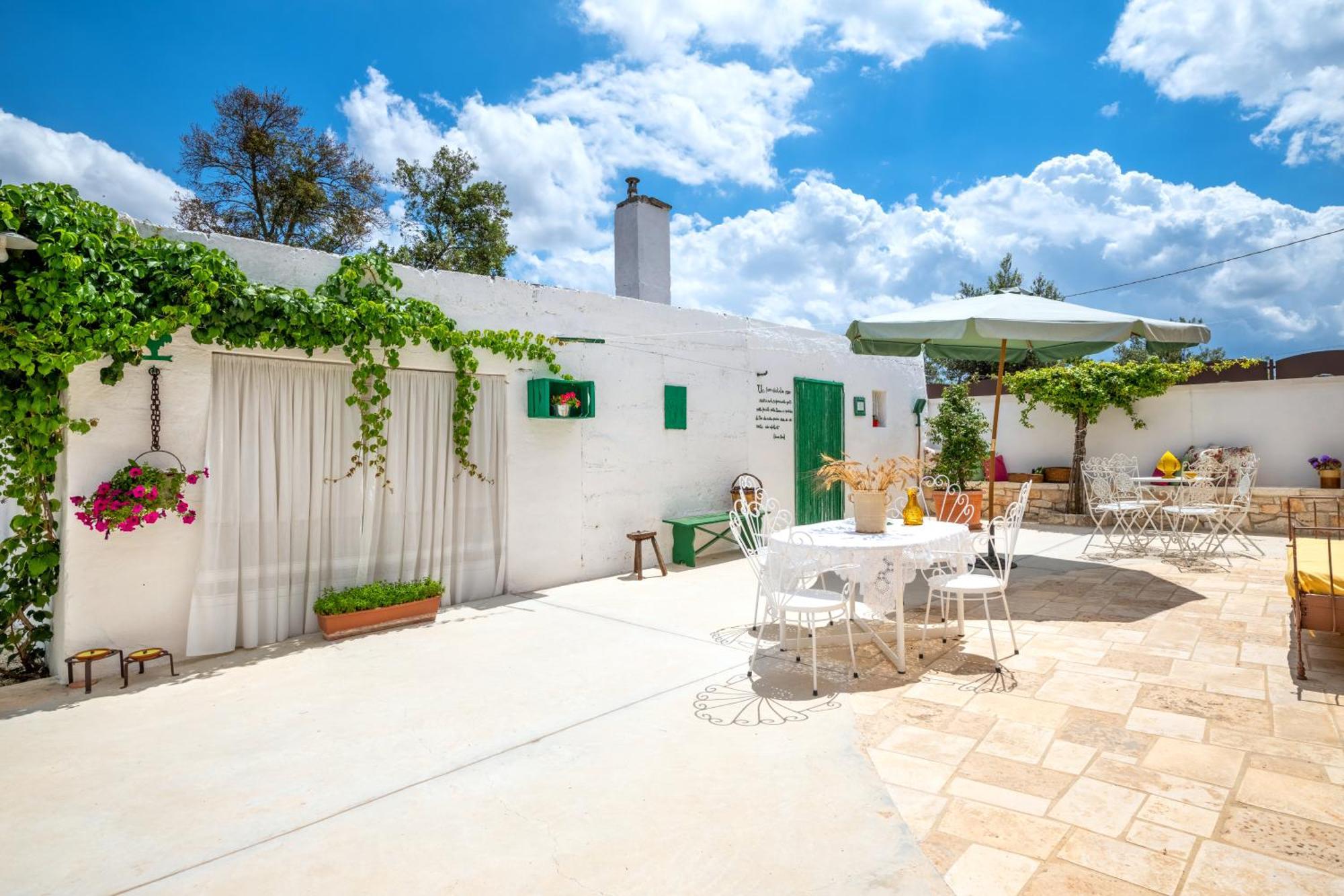 Apartment Dimora Vento Antico By Il Pumo Di Puglia Rome